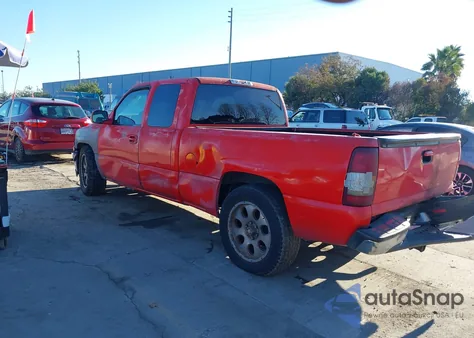 2001 Chevrolet Silverado 1500 Lt z USA, uszkodzony, nr VIN 2GCEC19T911143292